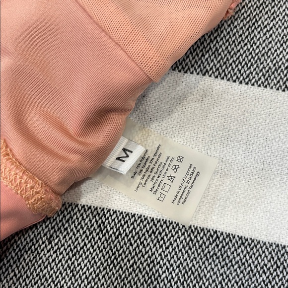 Forme Power Bra / Rose / Size Medium - NWT - Picture 6 of 11